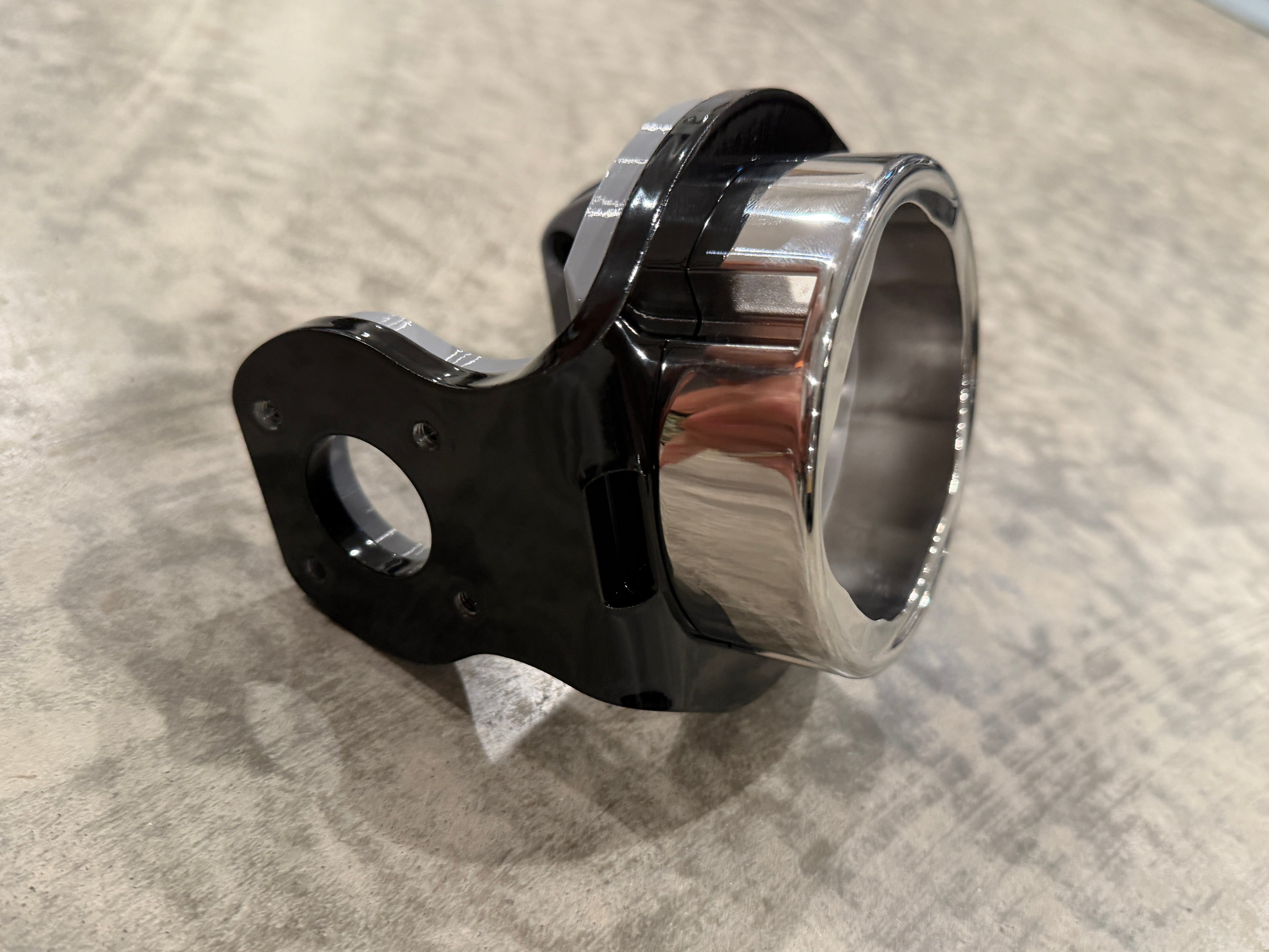 1" Single Pin Voltra Mount for Beyond Power VOLTRA I – Tight Spot Fit | 3x3 Racks