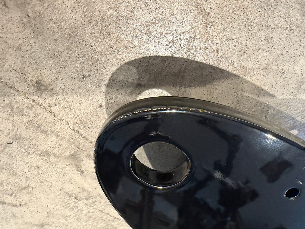 BLEMISHED Oval Mount