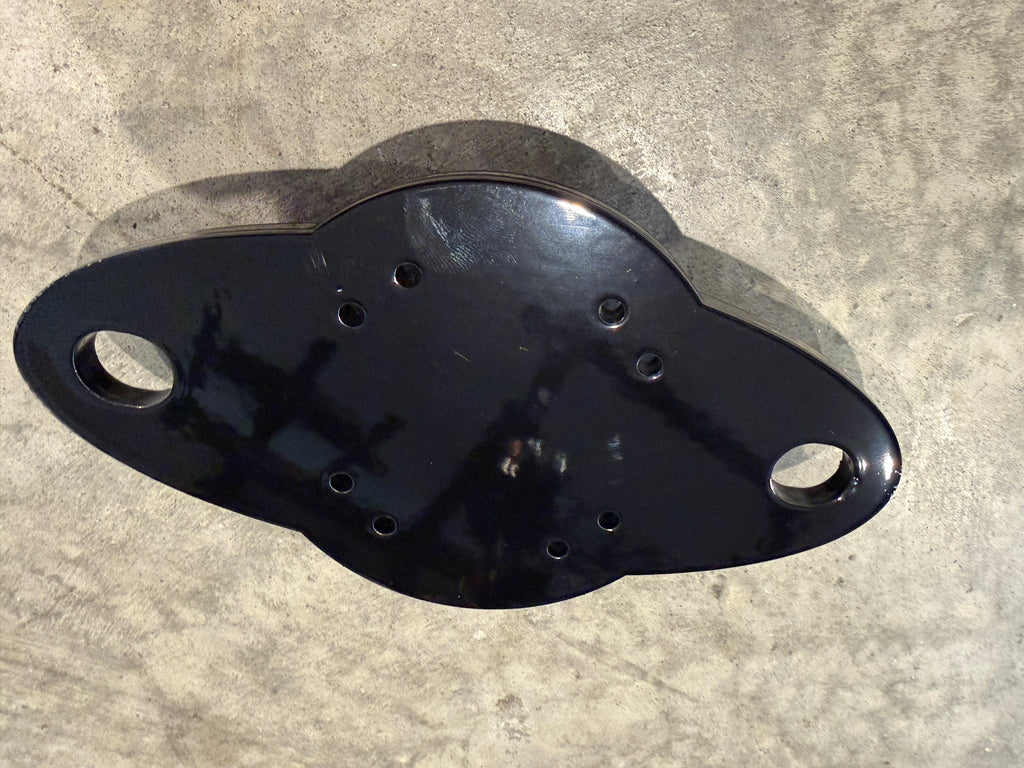 BLEMISHED Oval Mount