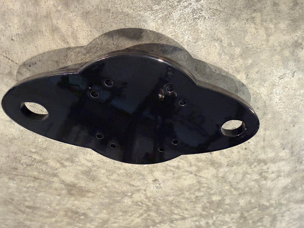 BLEMISHED Oval Mount