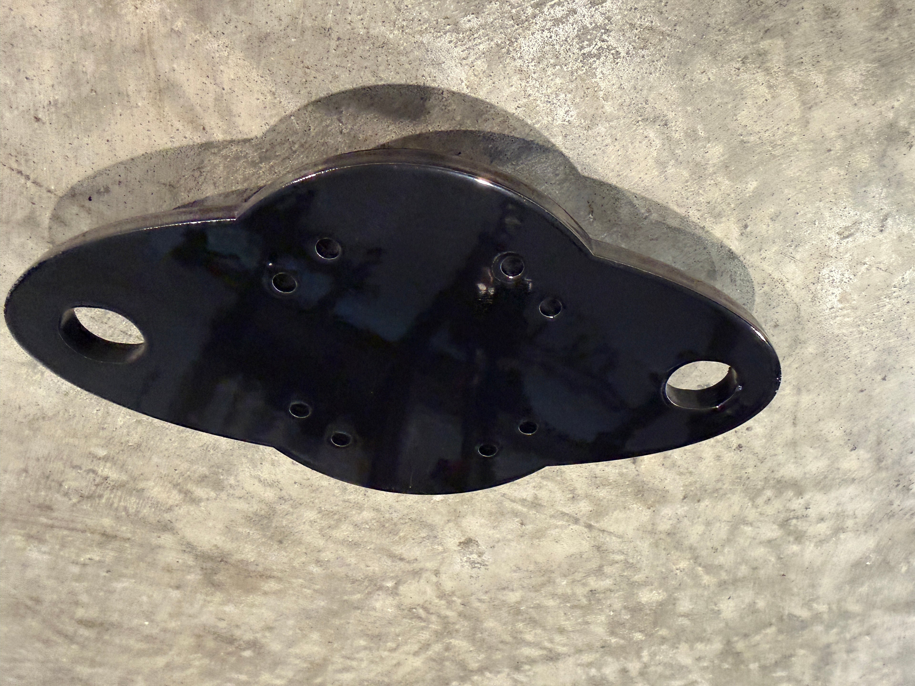 BLEMISHED Oval Mount